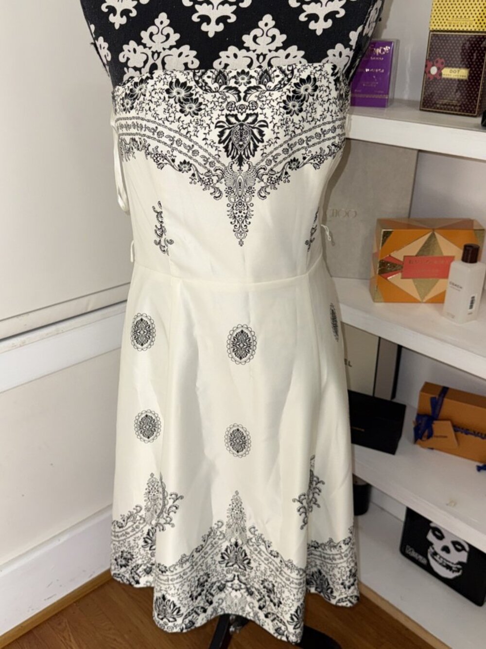 New White House Black Market sz 8 Strapless Paisley Printed Cocktail Dress WHBM